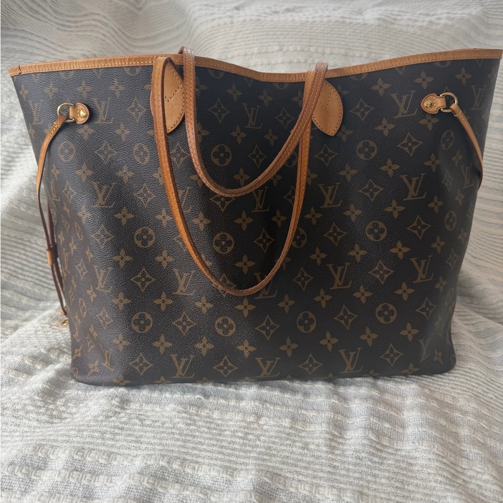 Louis Vuitton Neverfull GM Monogram Tote – 100% Authentic Fuchsia Interior